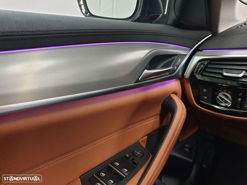 BMW 520 d Auto - 42