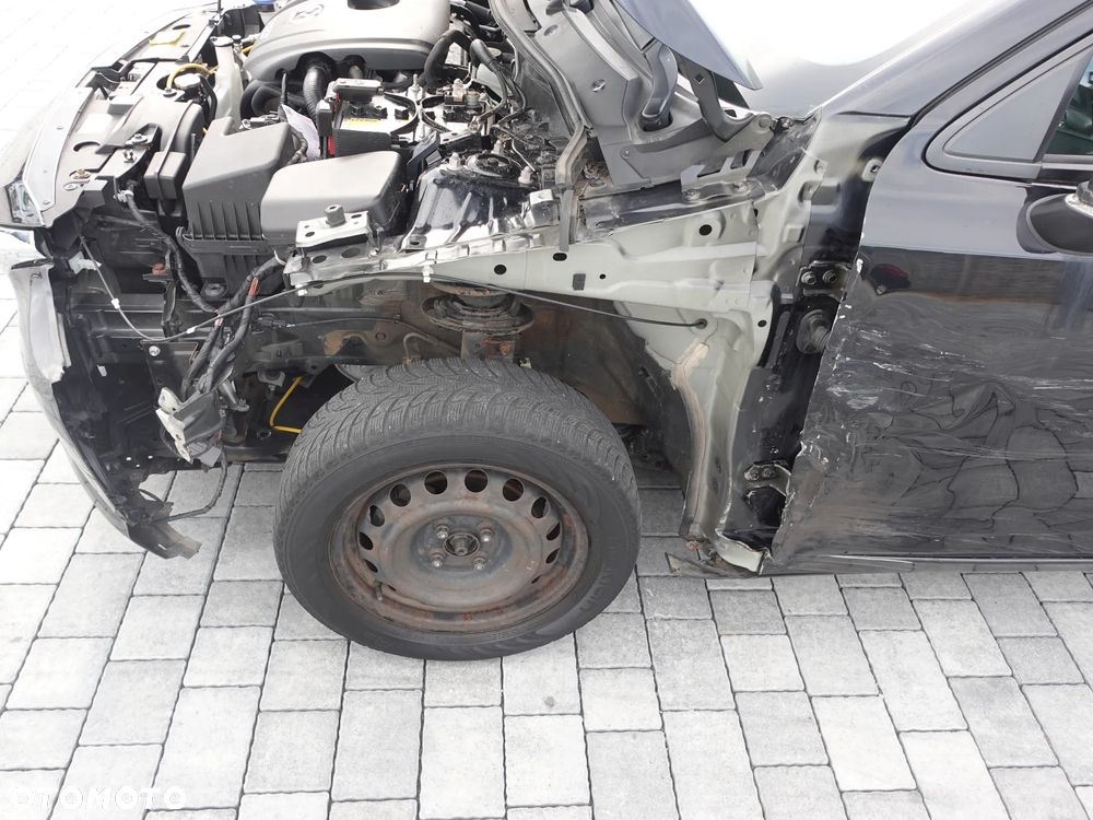 Mazda 2 - 9