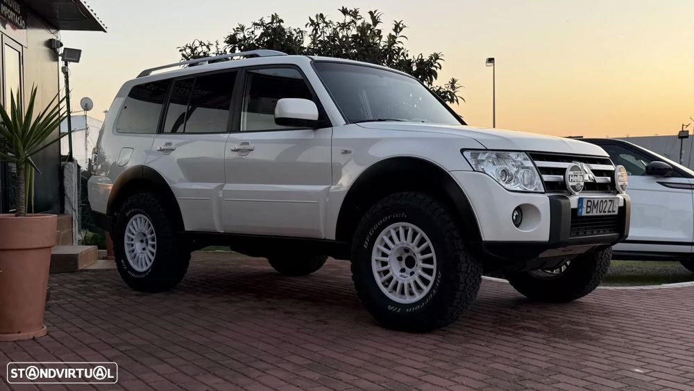 Mitsubishi Pajero 3.2 DI-D Intense - 11