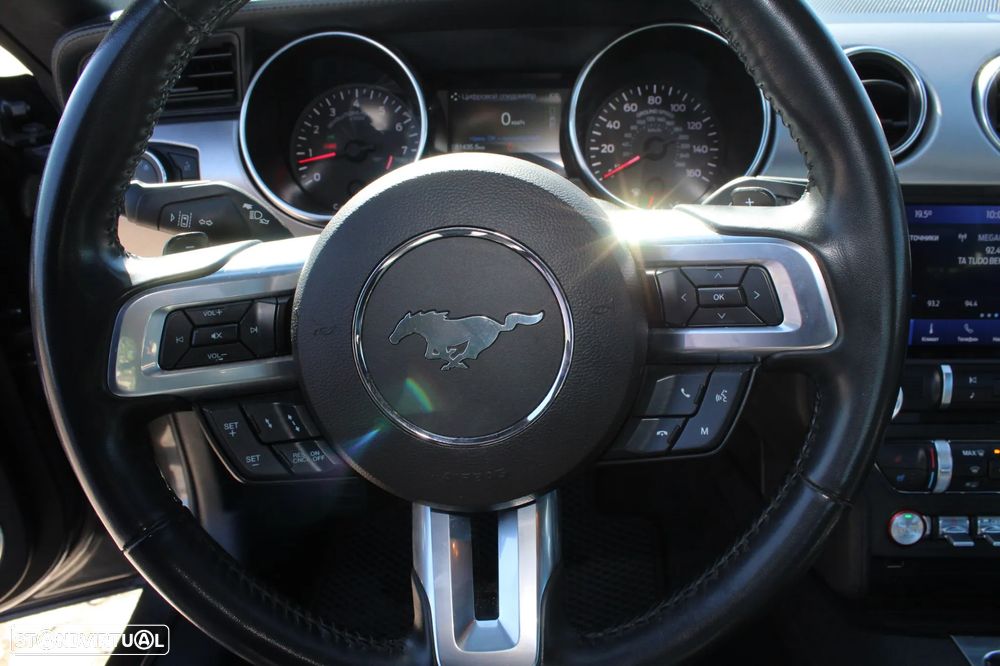 Ford Mustang - 13