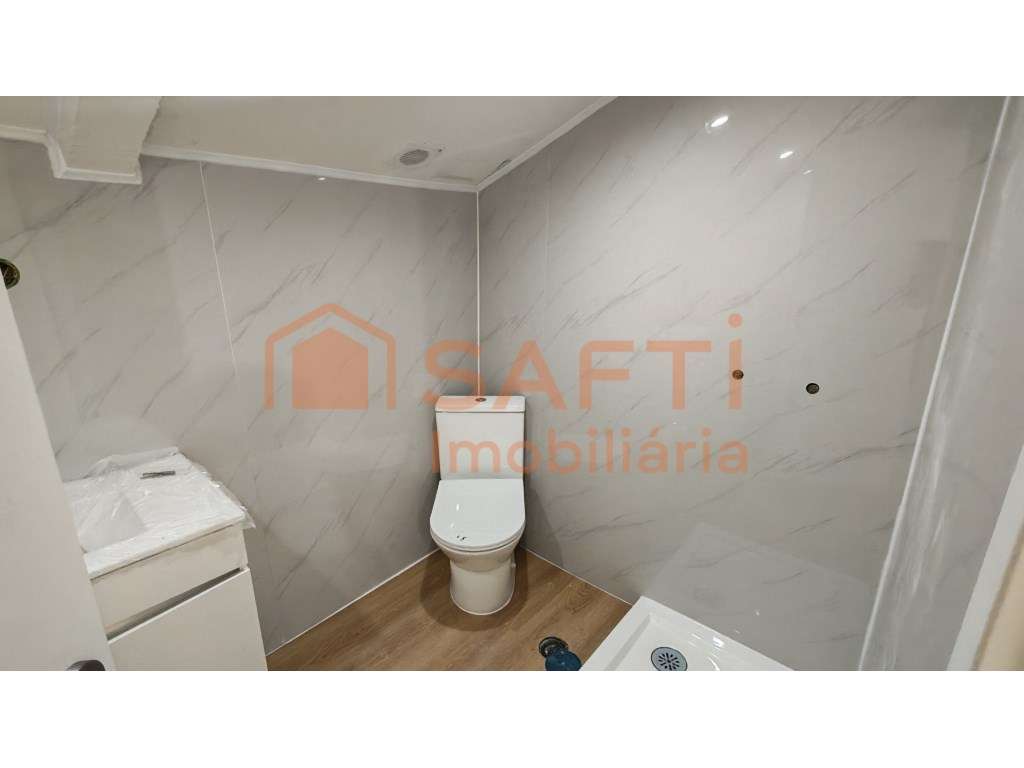Moradia T3 Renovada no centro de Santarém - Grande imagem: 5/11