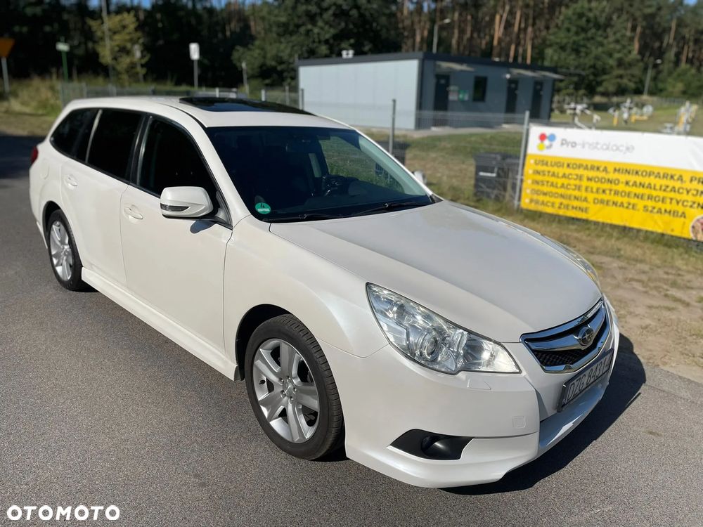 Subaru Legacy - 11