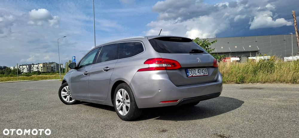 Peugeot 308 BlueHDi 150 Automatik Stop & Start Allure - 3