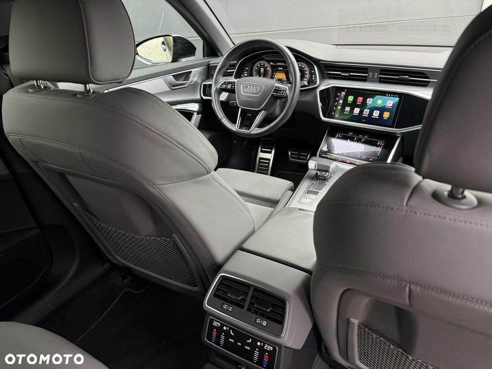 Audi A6 Avant 55 TFSI e quattro S tronic S line - 32