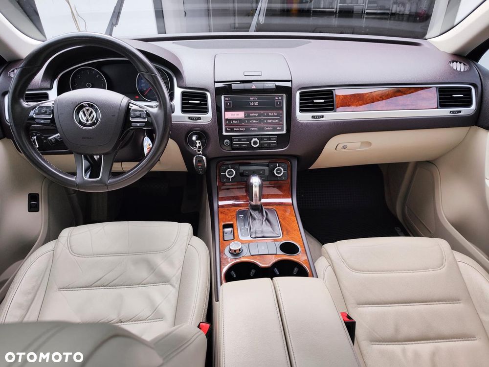 Volkswagen Touareg 3.0 V6 TDI BMT - 4