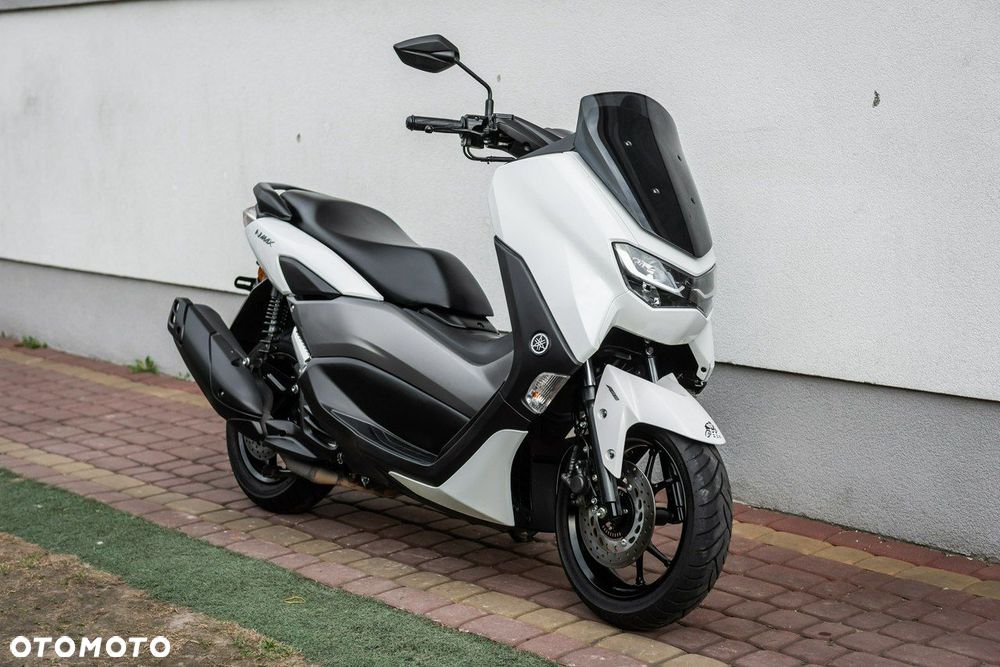 Yamaha NMAX - 1