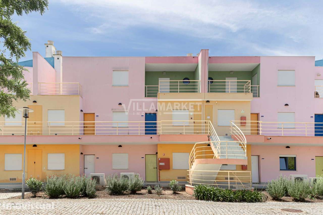 Apartamento T1 inserido no Rés do Chão do complexo turístico de 4 estr - Grande imagem: 3/45