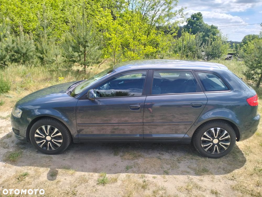 Audi A3 Sportback 2.0 TDI DPF Ambiente - 24