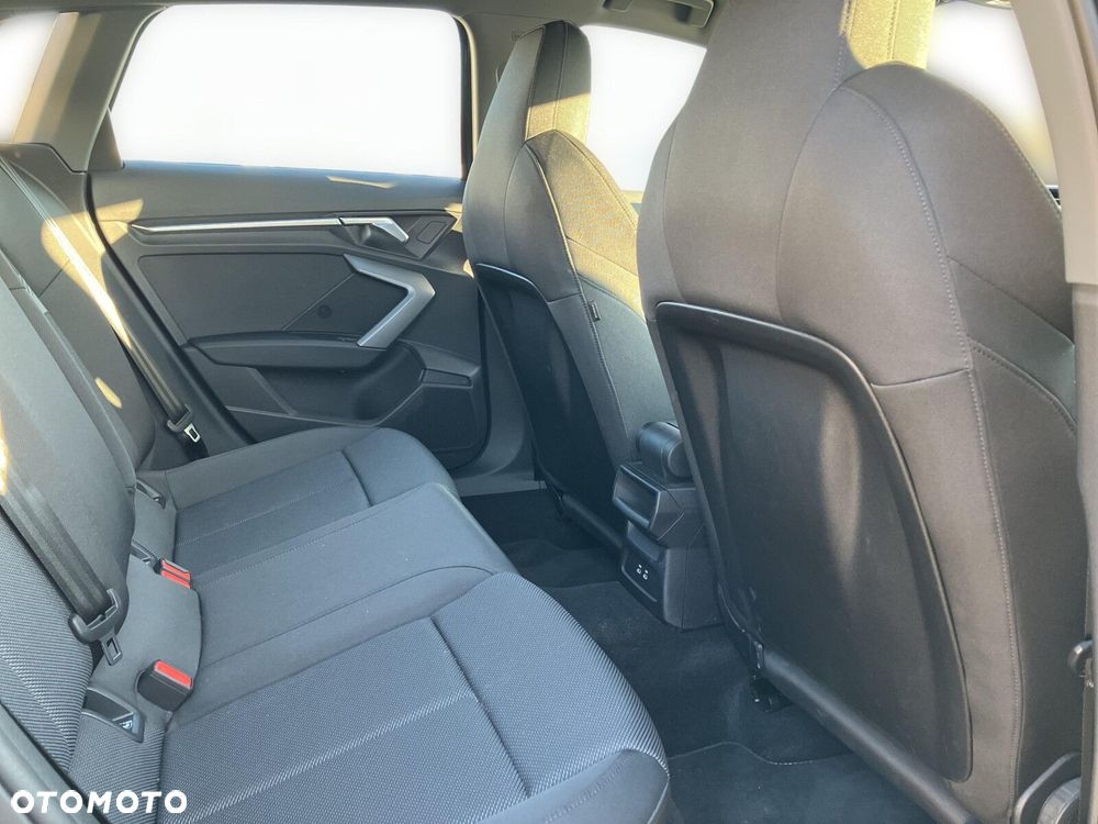 Audi A3 Sportback - 16