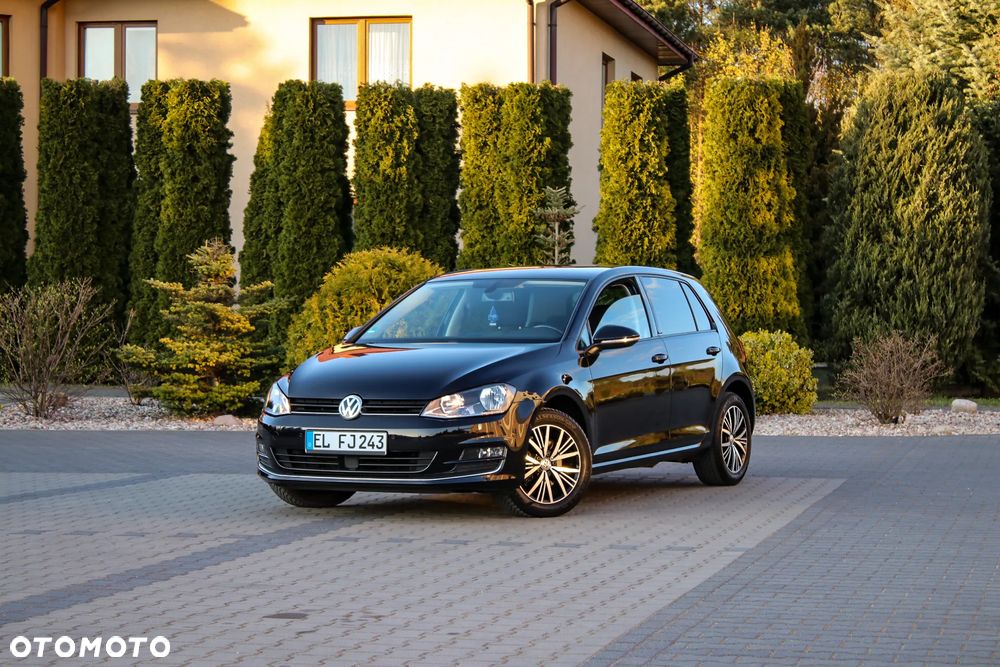 Volkswagen Golf 1.6 TDI BlueMotion Technology Allstar - 4