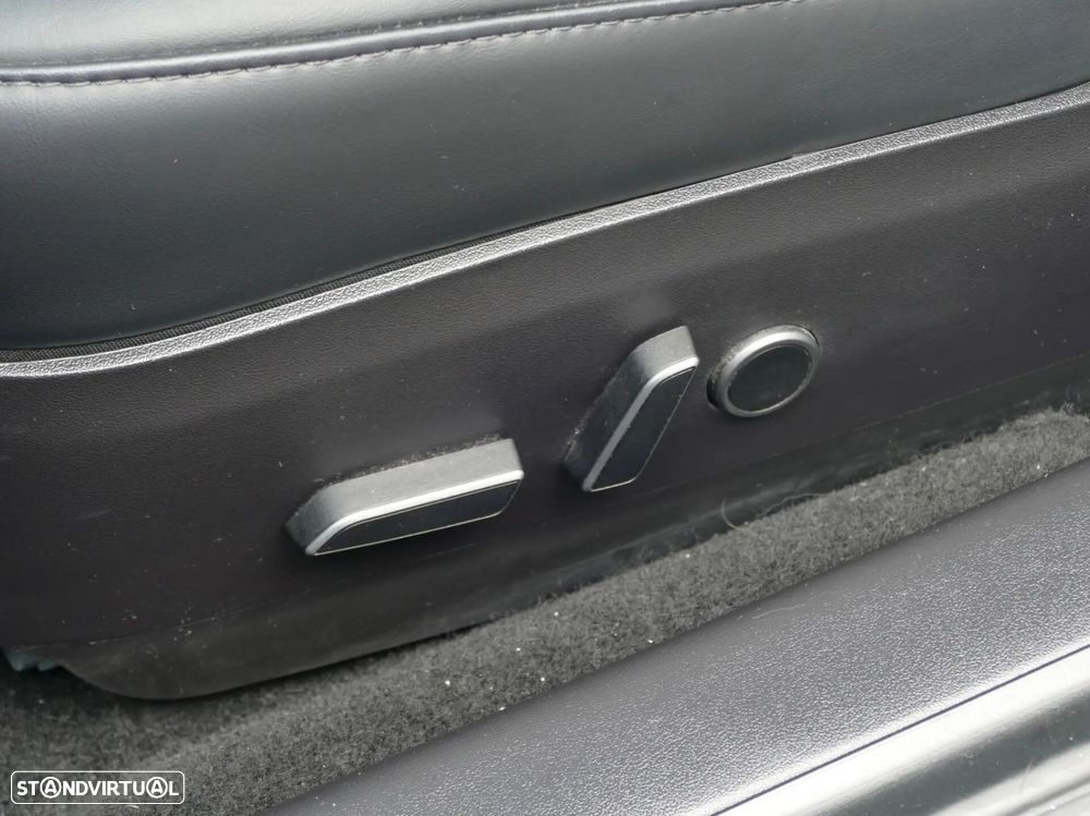 Tesla Model 3 Long Range Tração Integral - 23