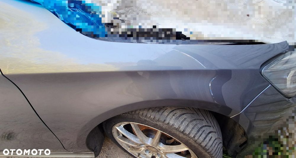 MERCEDES CLA PRAWY PRZEDNI BŁOTNIK W KOLOR 787 W ORYGINALE DO MONTAŻU Z 2016 ROK - 3