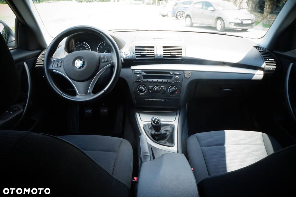 BMW Seria 1 116i - 13