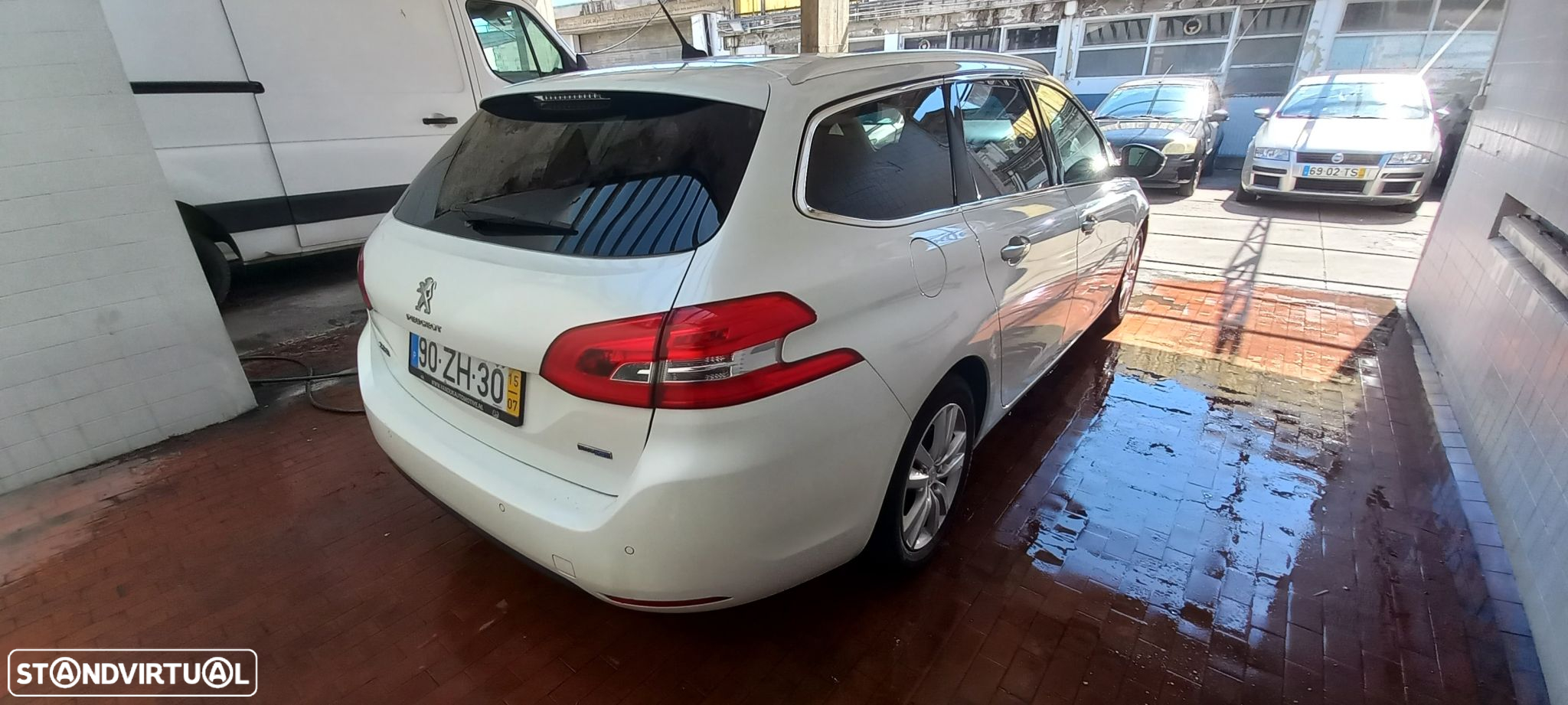 Peugeot 308 SW 1.6 BlueHDi Allure - 19