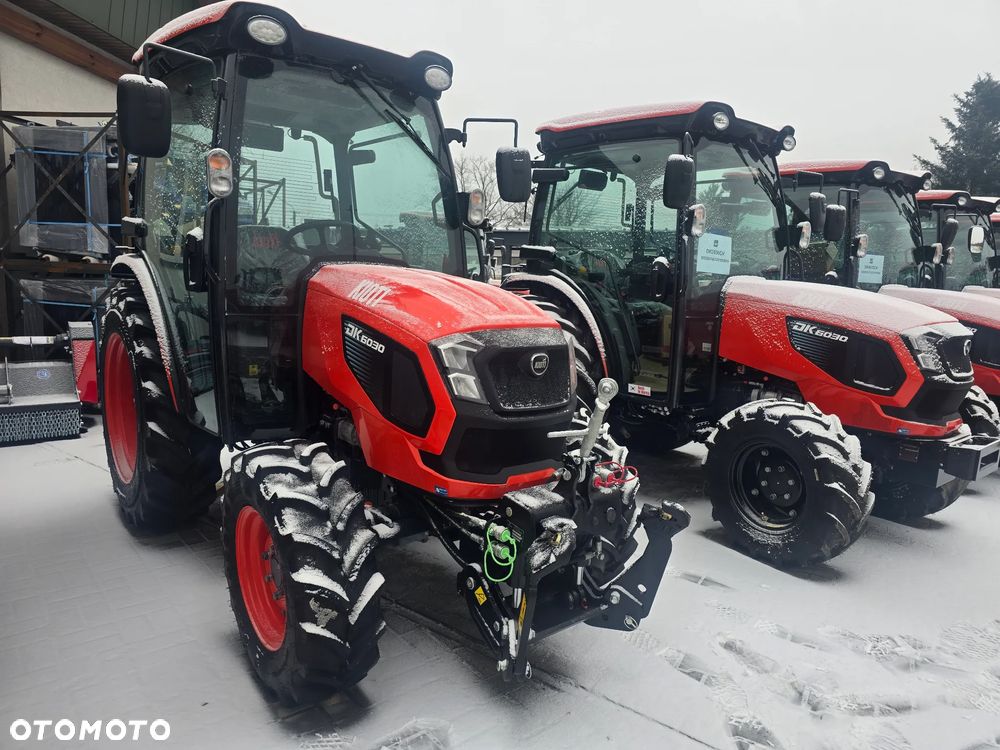 Kioti DK6030CN - 7