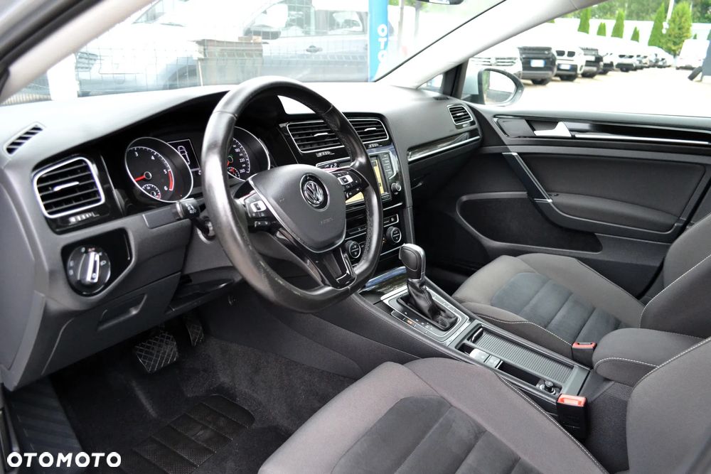 Volkswagen Golf 2.0 TDI BlueMotion Technology DSG Highline - 8