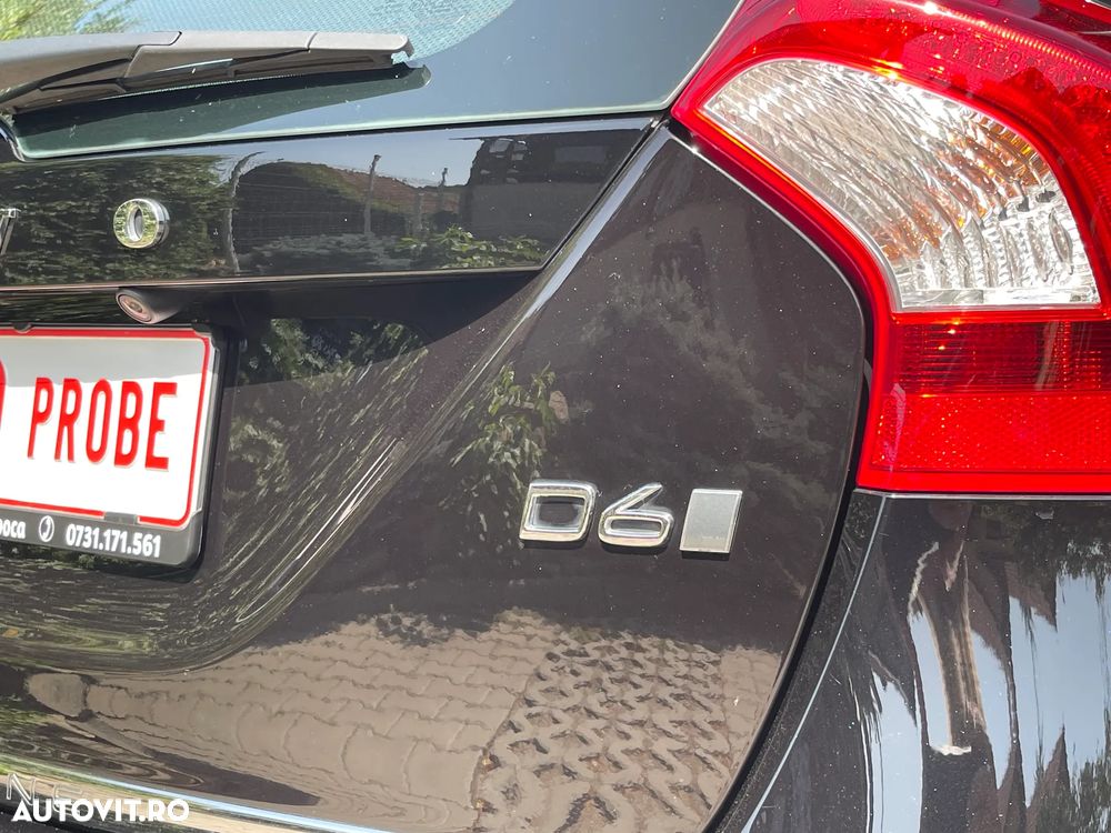 Volvo V60 D6 Twin Engine Geartronic RDesign - 17