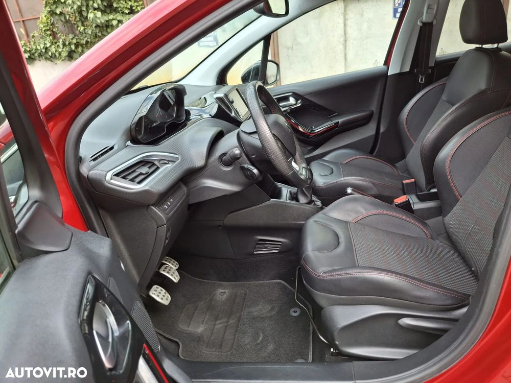 Peugeot 208 PureTech 110 Stop & Start Signature - 14
