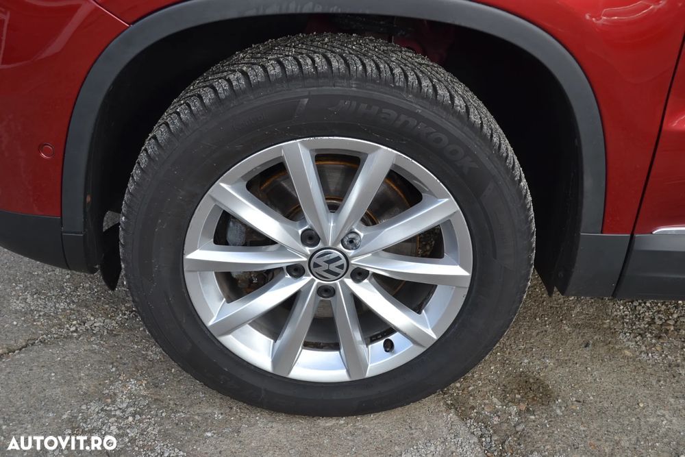 Volkswagen Tiguan - 32