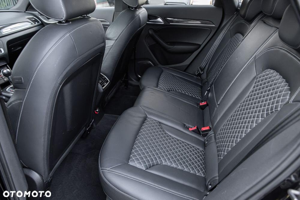 Audi RS Q3 2.5 TFSI quattro S tronic - 32