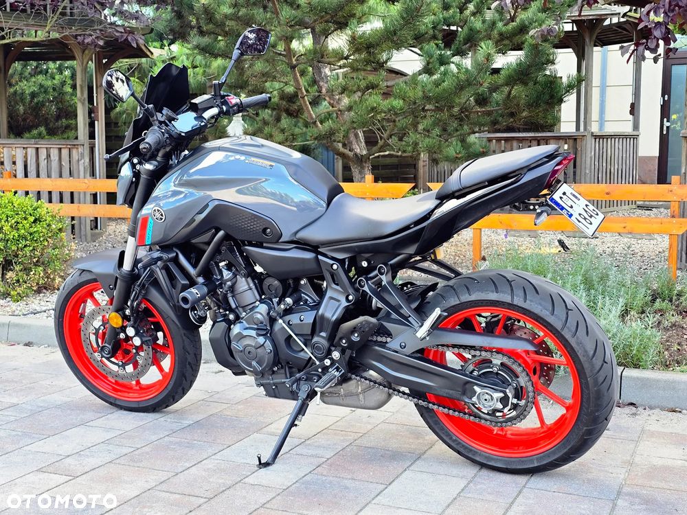Yamaha MT - 5