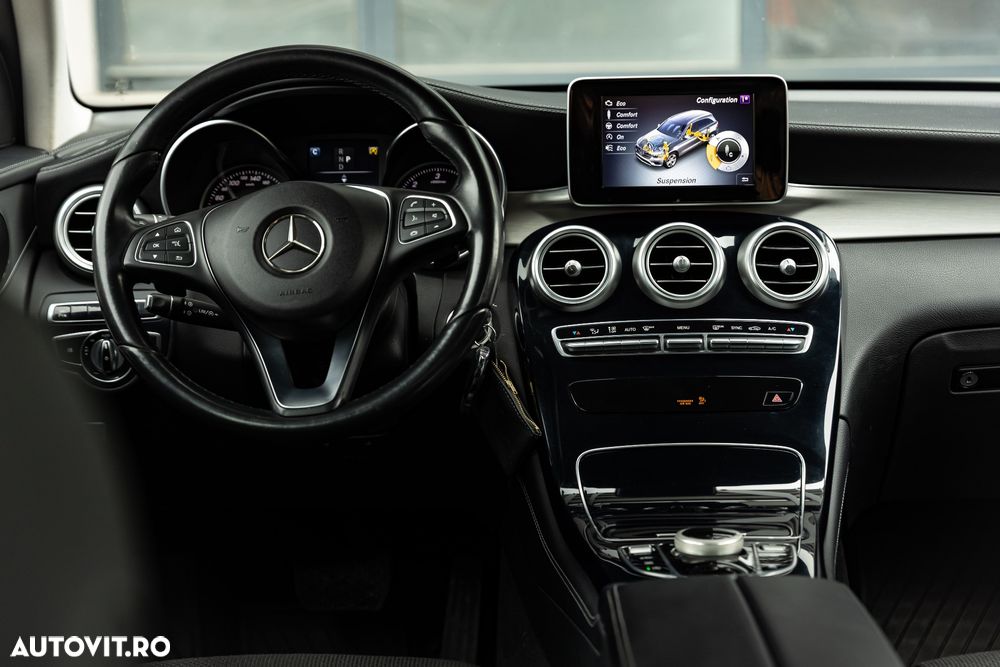 Mercedes-Benz GLC - 21