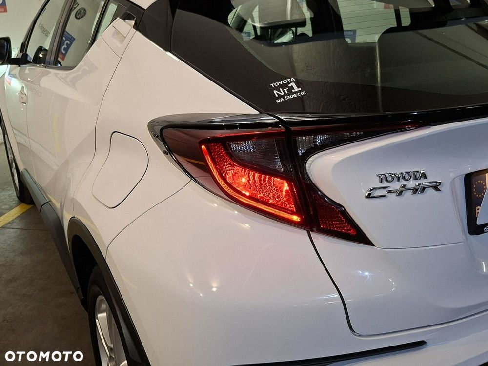 Toyota C-HR - 14