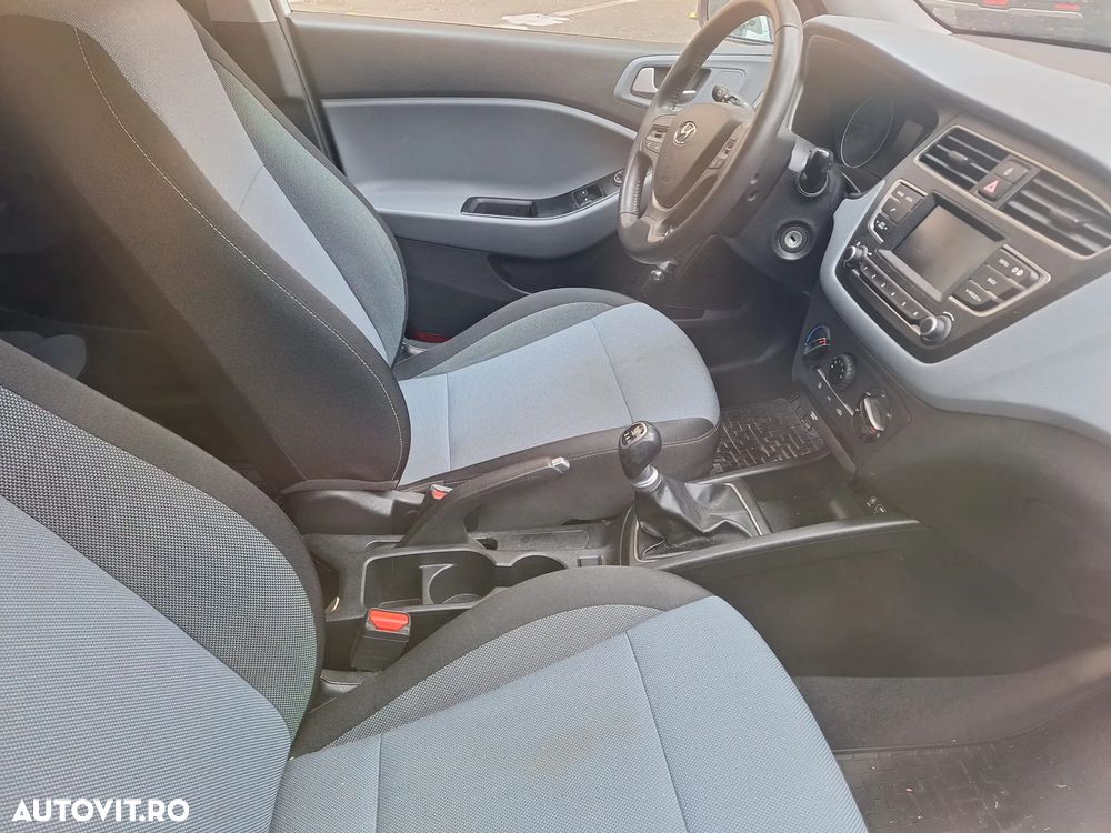 Hyundai i20 1.2 L 84CP 5DR Clasic - 6