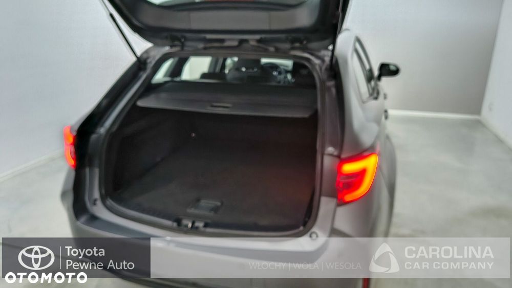 Toyota Corolla 1.8 Hybrid Comfort - 18