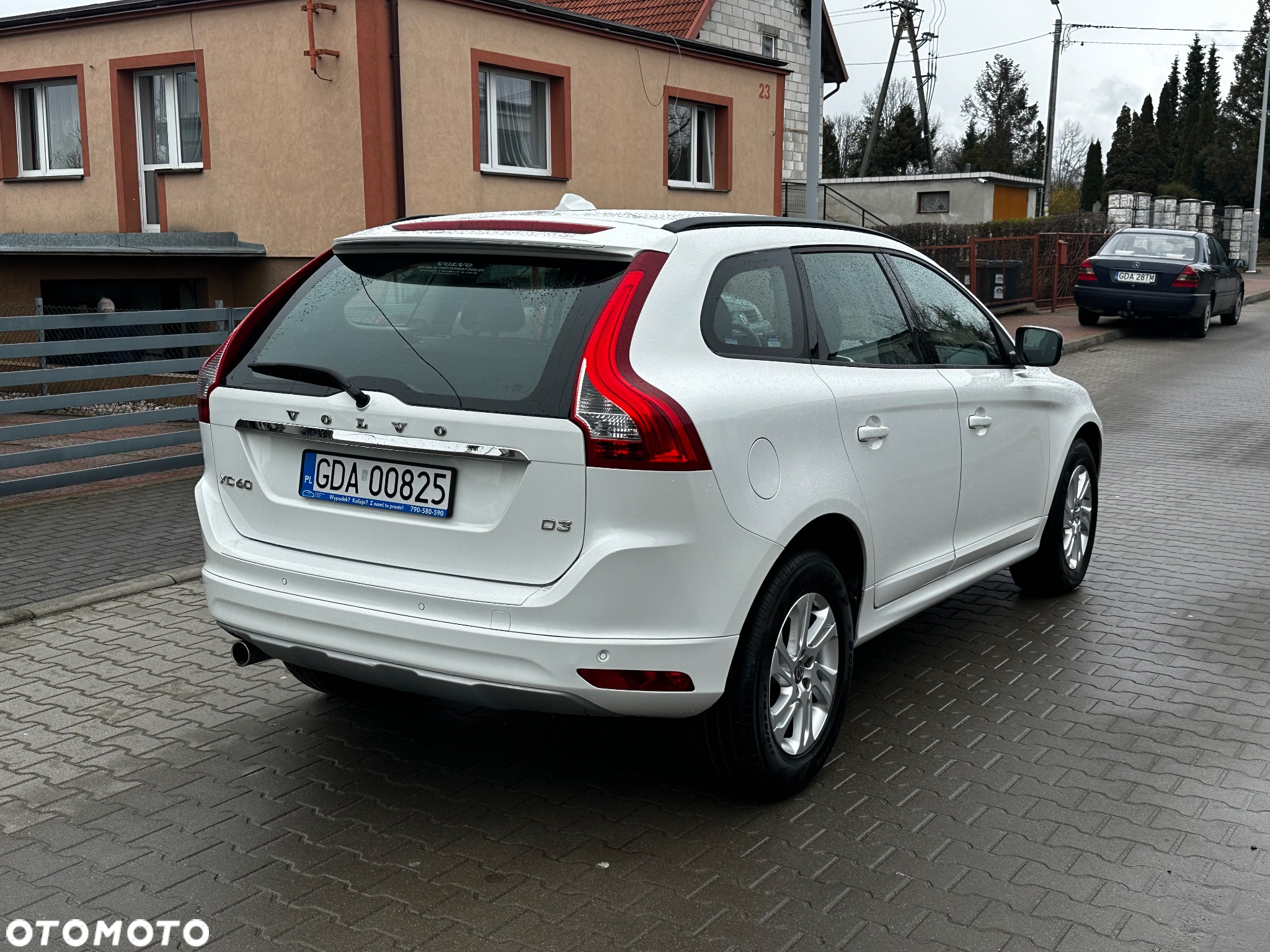 Volvo XC 60 D3 Drive-E Ocean Race - 6