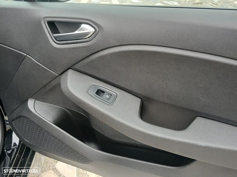 Renault Clio - 21