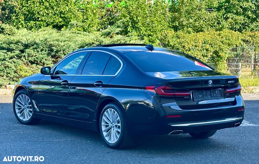 BMW Seria 5 520i AT MHEV - 21