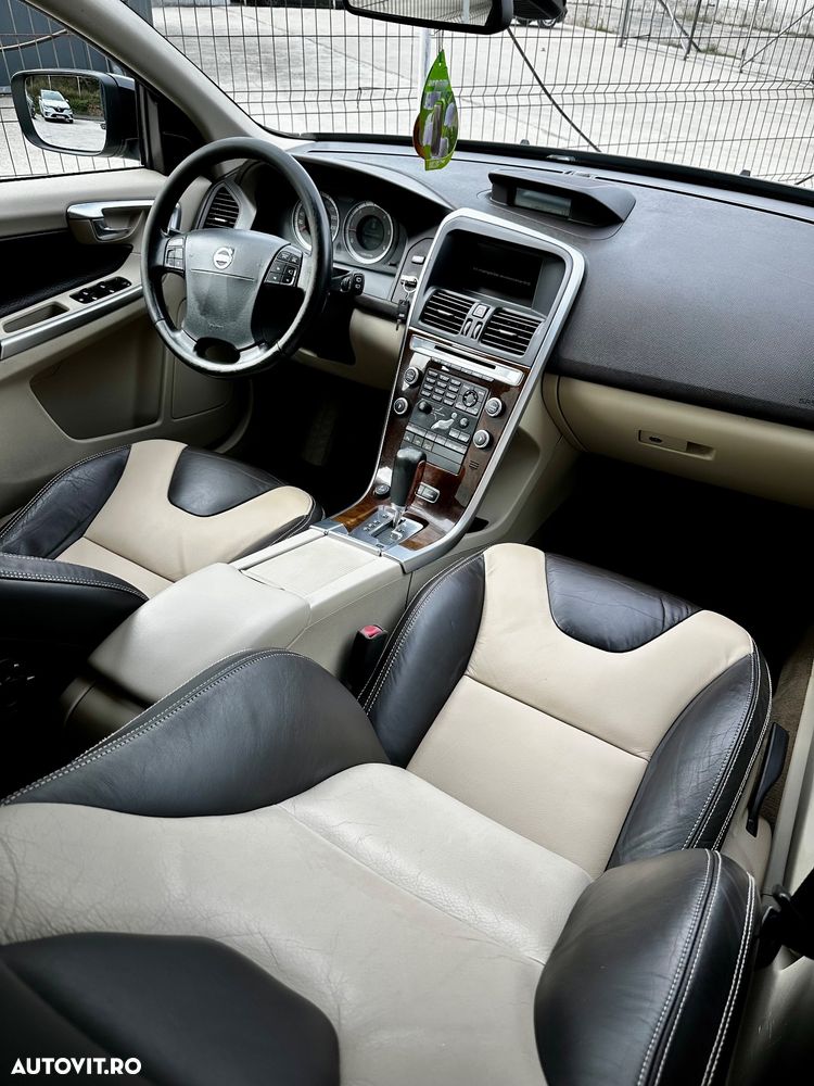 Volvo XC 60 - 23