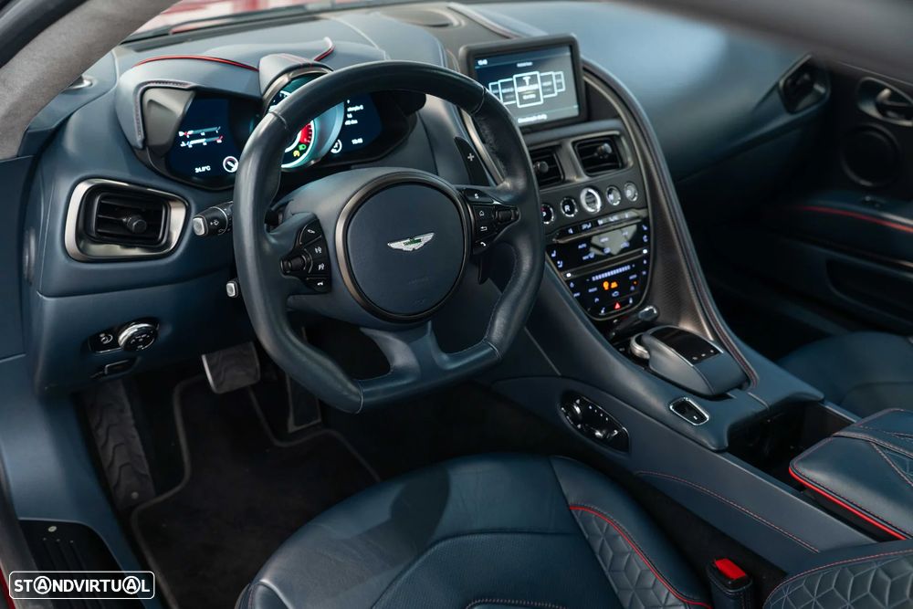 Aston Martin DBS Coupe Superleggera - 13