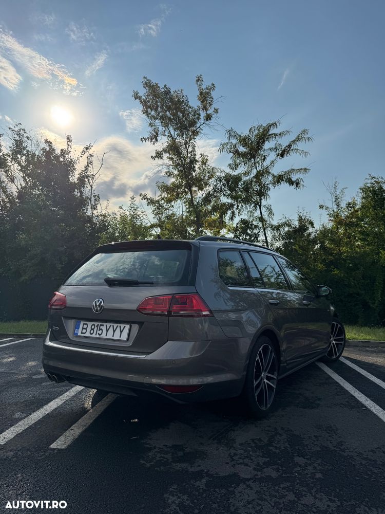 Volkswagen Golf 2.0 TDI DPF BMT GTD - 8