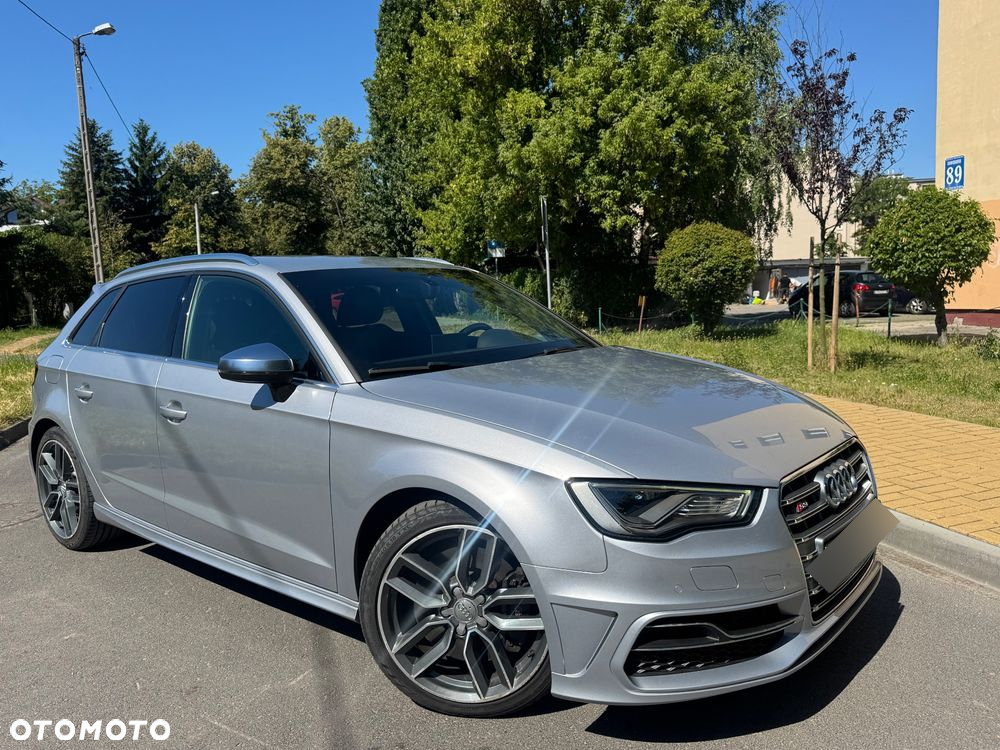 Audi S3 TFSI Sportback S tronic - 4