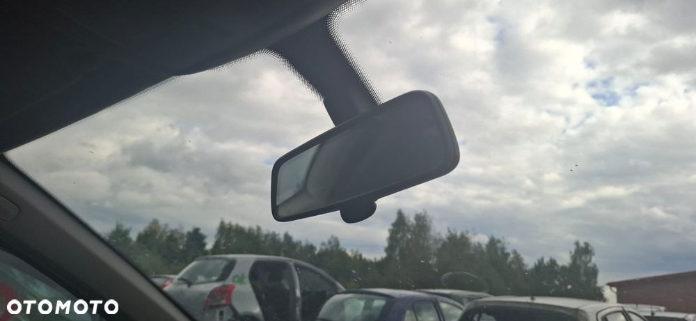 OPEL ASTRA H III KOMBI 04-06 1.4 90KM OŚWIETLENIE KABINY - 22