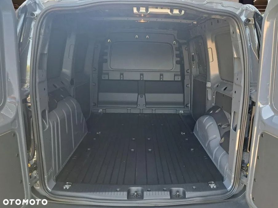 Volkswagen Caddy Cargo Maxi 1.5 TSI DSG - 8