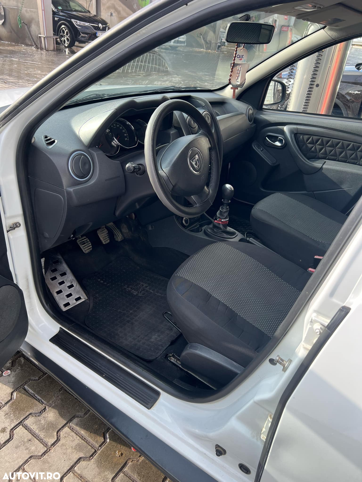 Dacia Duster 1.5 dCi 4x4 Ambiance - 4