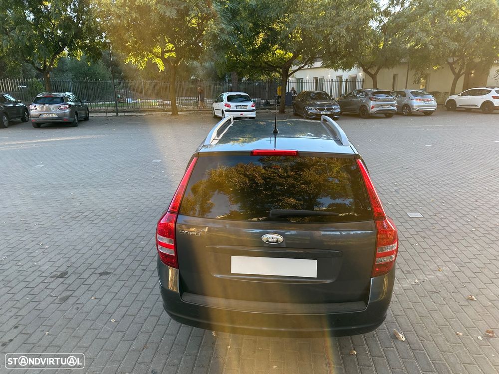 Kia Ceed SW 1.6 CRDi TX - 8