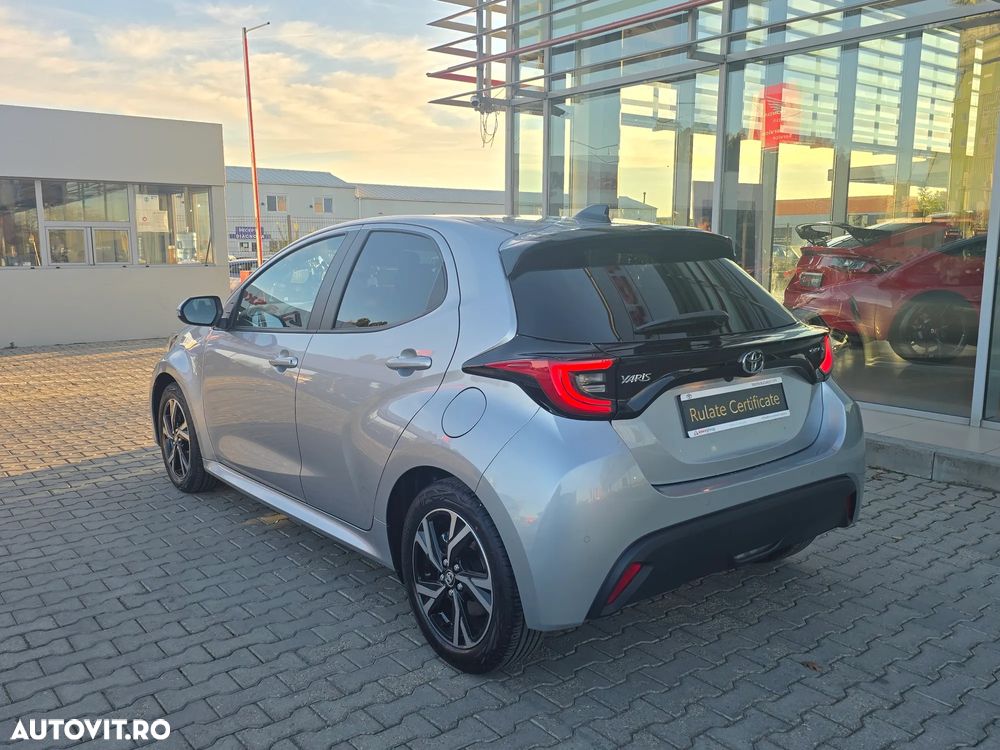 Toyota Yaris - 5