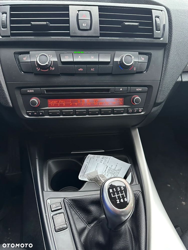 BMW Seria 1 118i - 11