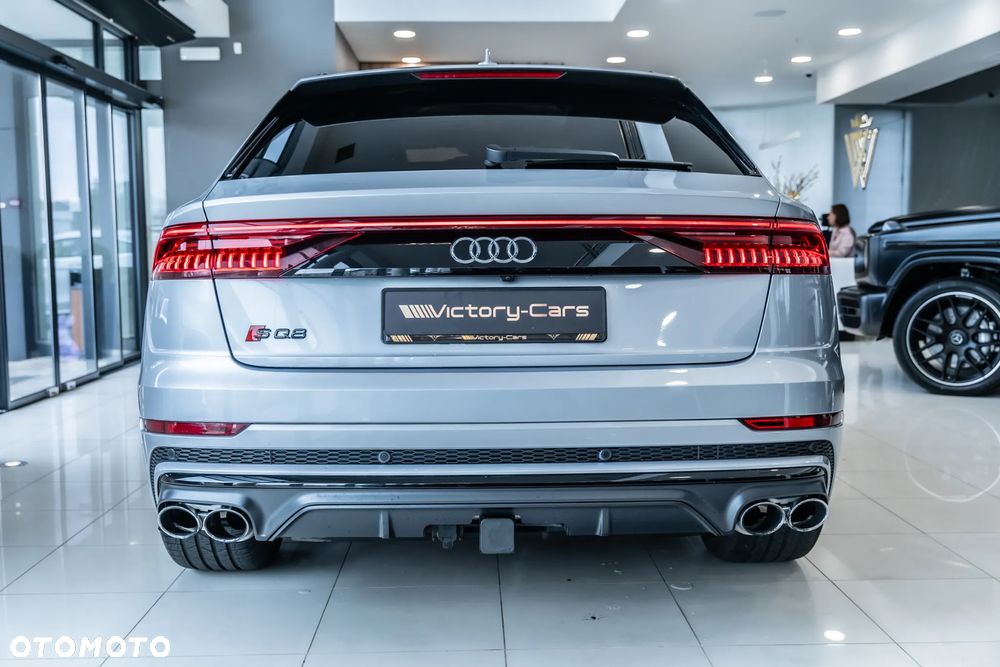 Audi SQ8 - 11