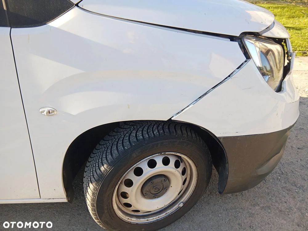 Opel Combo Cargo - 22