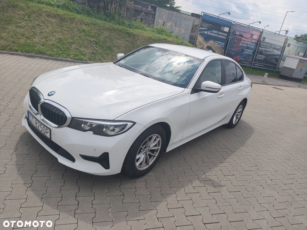 BMW Seria 3 318d - 8