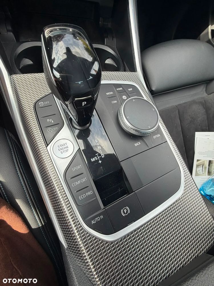 BMW Seria 3 320d M Sport - 4