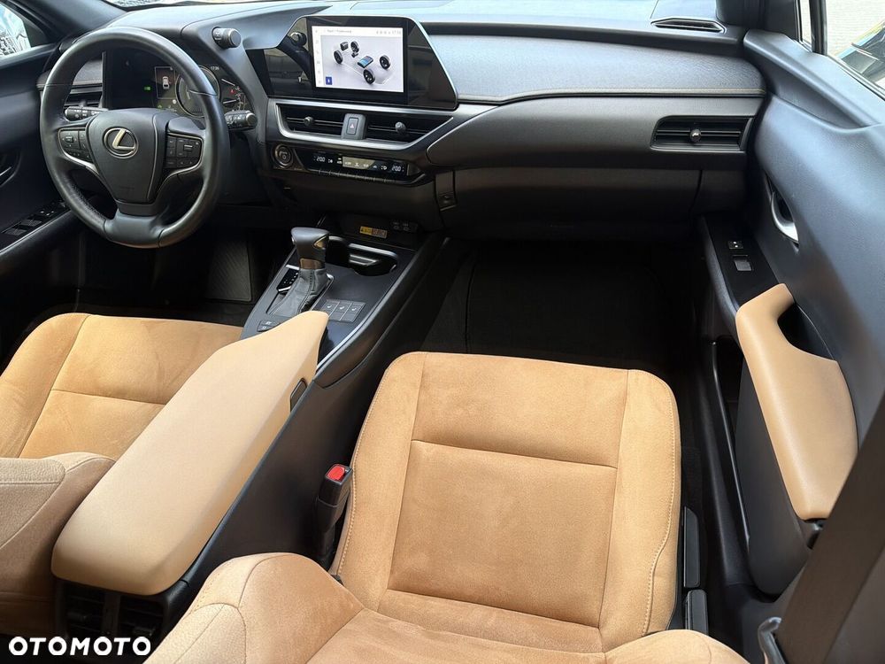 Lexus UX 250h GPF Business 2WD - 20