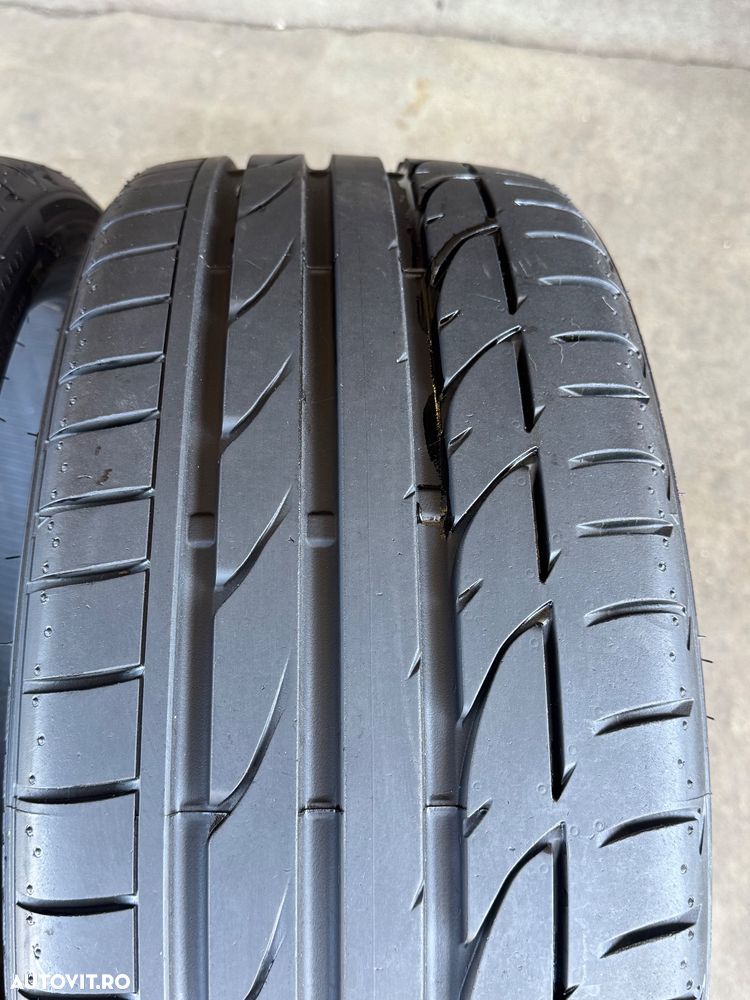 Vând 2 anvelope 225/35/18 bridgestone de vară ca noi - 5