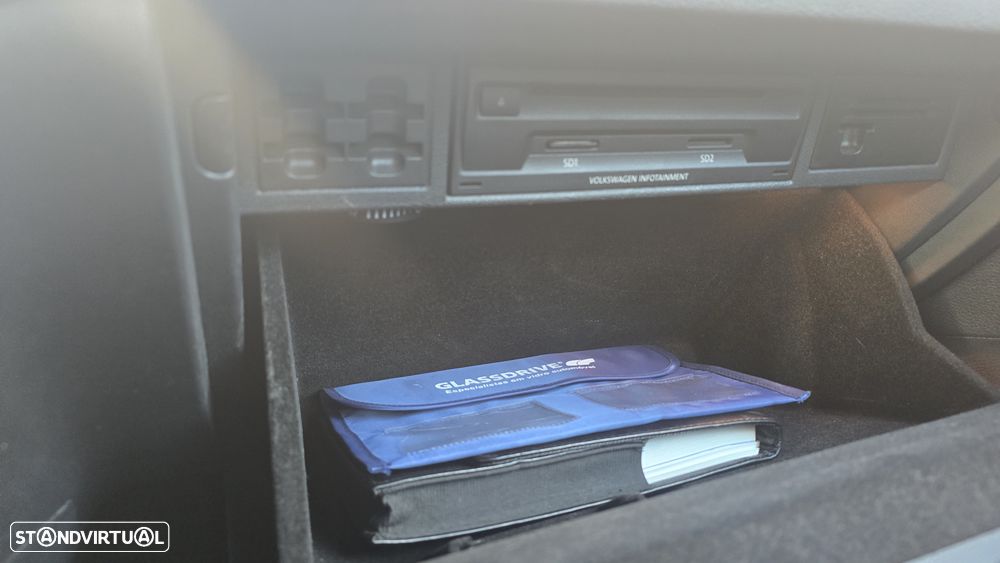 VW Golf 1.6 TDi DPF DSG Highline - 33