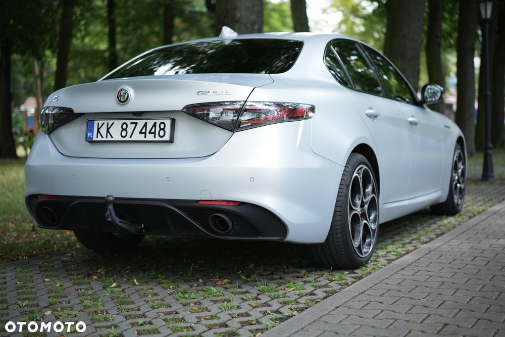 Alfa Romeo Giulia 2.0 Turbo Competizione Q4 - 6